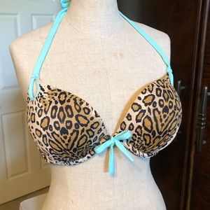 Vic’s Secret Swimsuit Top